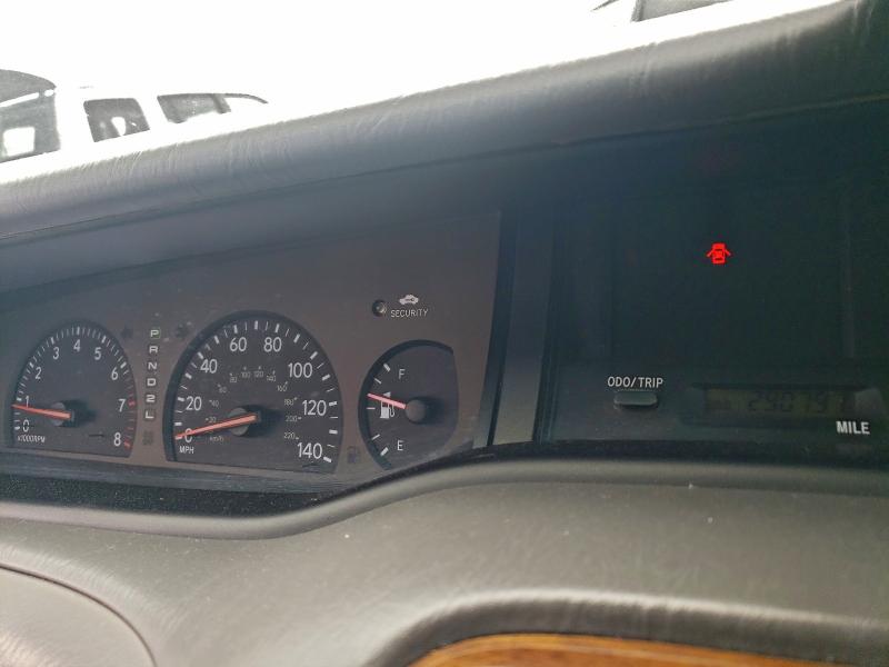 Photo 9 from auction – 2003 TOYOTA AVALON XL with VIN 4T1BF28BX3U294797
