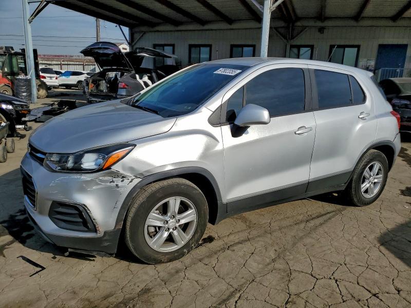 CHEVROLET TRAX LS 2019 with VIN 3GNCJKSBXKL215600 - Photo from auction
