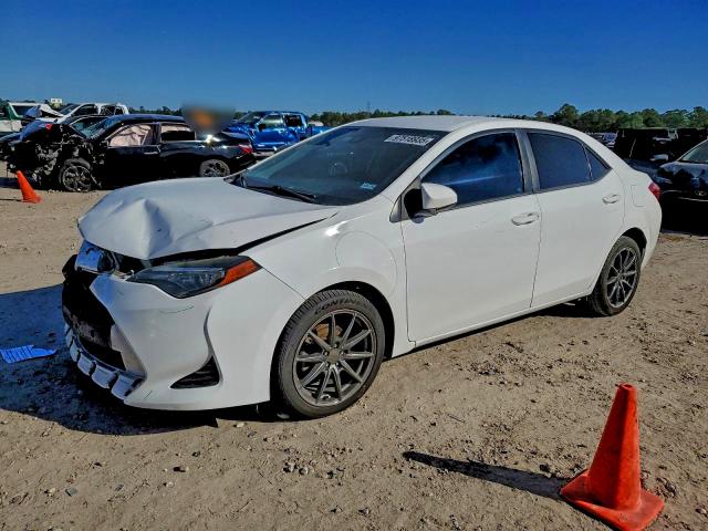 TOYOTA COROLLA L 2018 with VIN 2T1BURHE3JC122716 - Photo from auction
