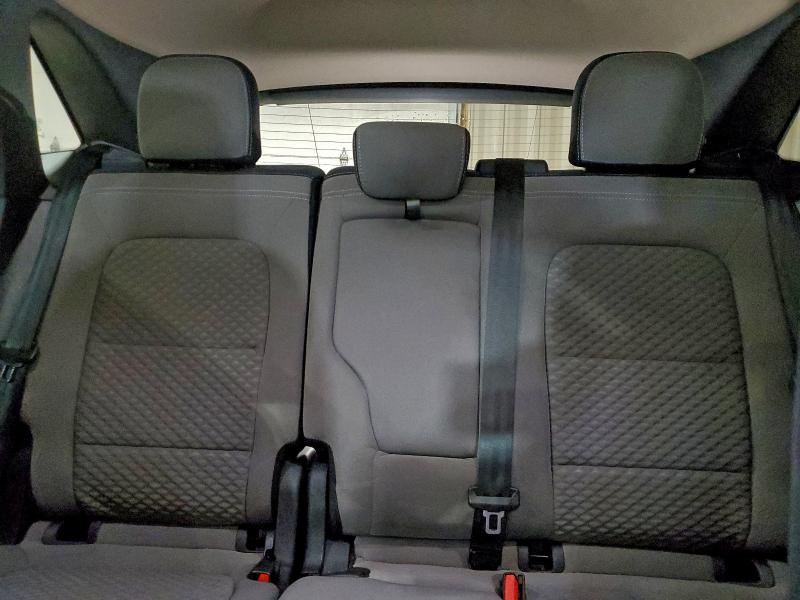 Photo 10 from auction – 2020 FORD ESCAPE SE with VIN 1FMCU9G68LUB39608