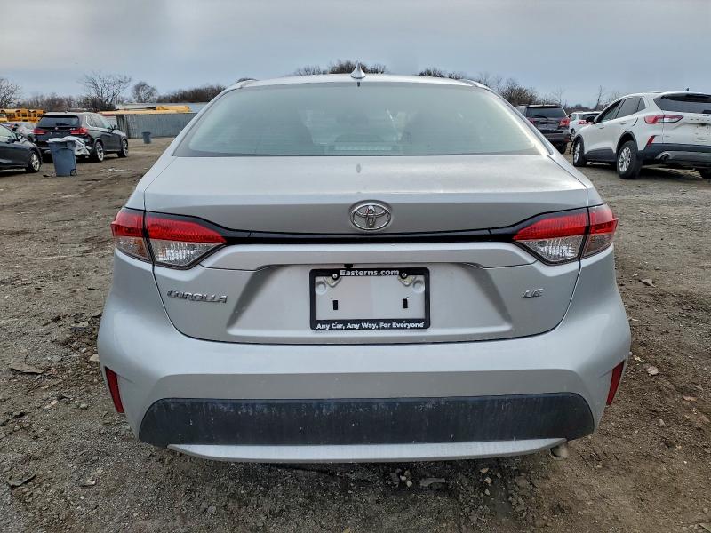 Photo 6 from auction – 2022 TOYOTA COROLLA with VIN 5YFEPMAE6NP385211