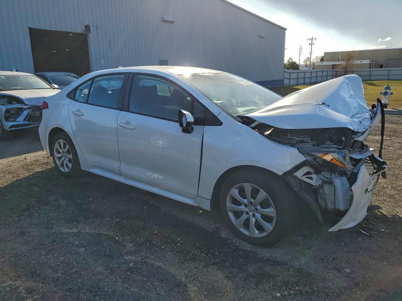 Photo 4 from auction – 2021 TOYOTA COROLLA LE with VIN 5YFEPMAE5MP168571