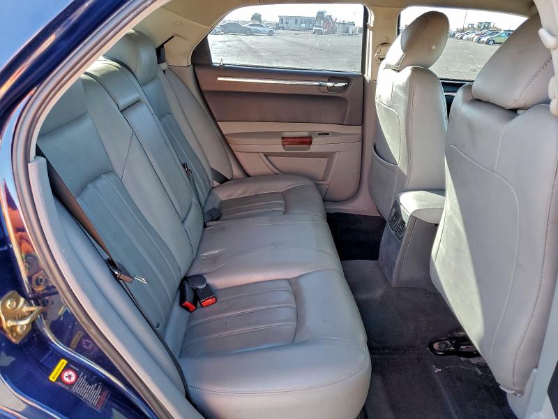 Photo 10 from auction – 2006 CHRYSLER 300C with VIN 2C3LA63H06H190261