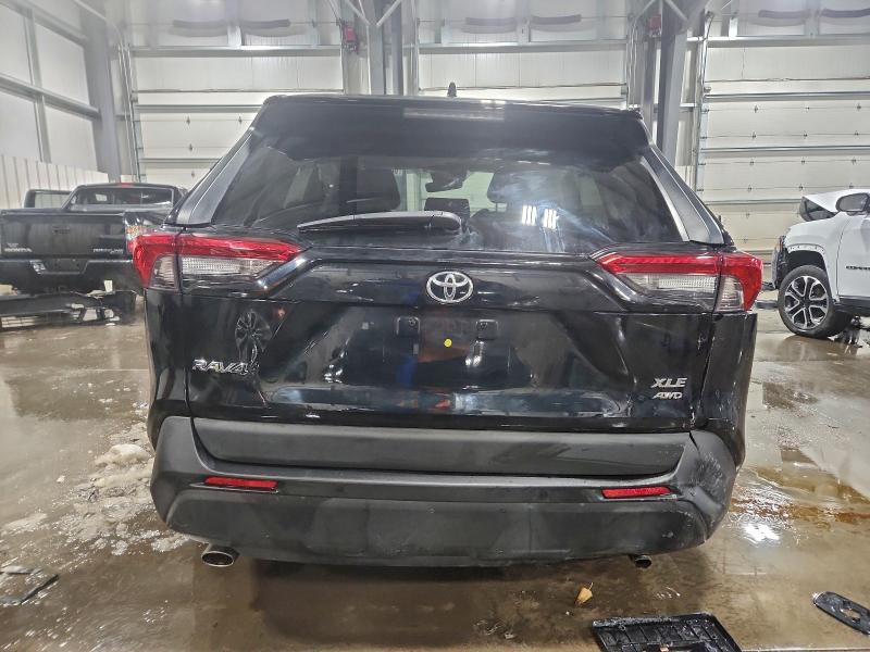 Photo 6 from auction – 2021 TOYOTA RAV4 XLE P with VIN 2T3A1RFV9MC181711
