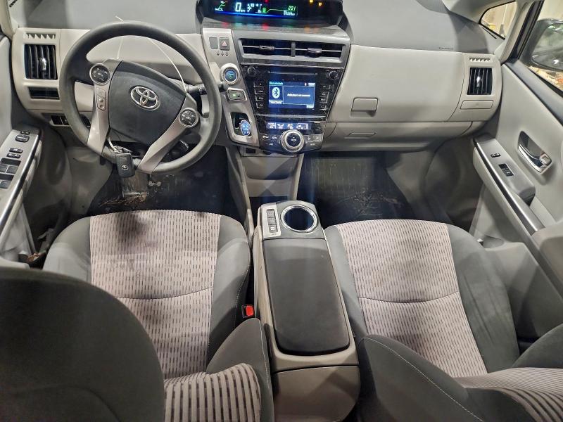 Photo 8 from auction – 2017 TOYOTA PRIUS V with VIN JTDZN3EU6HJ071375