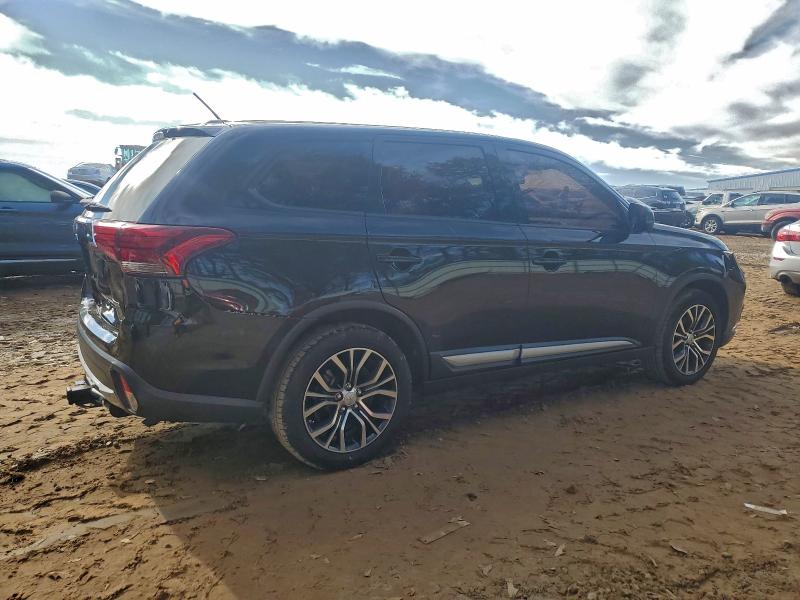 Photo 3 from auction – 2016 MITSUBISHI OUTLANDER with VIN JA4AD2A34GZ011256