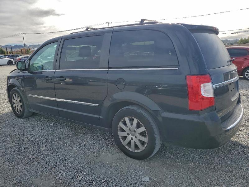 Photo 2 from auction – 2014 CHRYSLER TOWN & COU with VIN 2C4RC1BG9ER126630