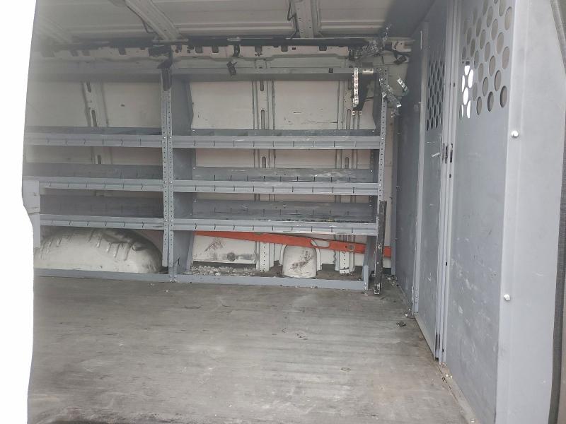 Photo 11 from auction – 2015 CHEVROLET EXPRESS G2 with VIN 1GCWGFCF5F1244089