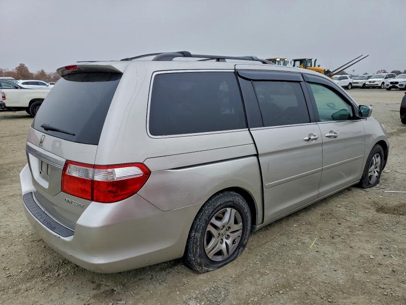 Photo 3 from auction – 2005 HONDA ODYSSEY EX with VIN 5FNRL38445B413071