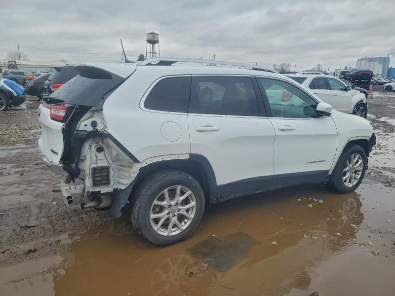 Photo 3 from auction – 2017 JEEP CHEROKEE L with VIN 1C4PJLCSXHW643071