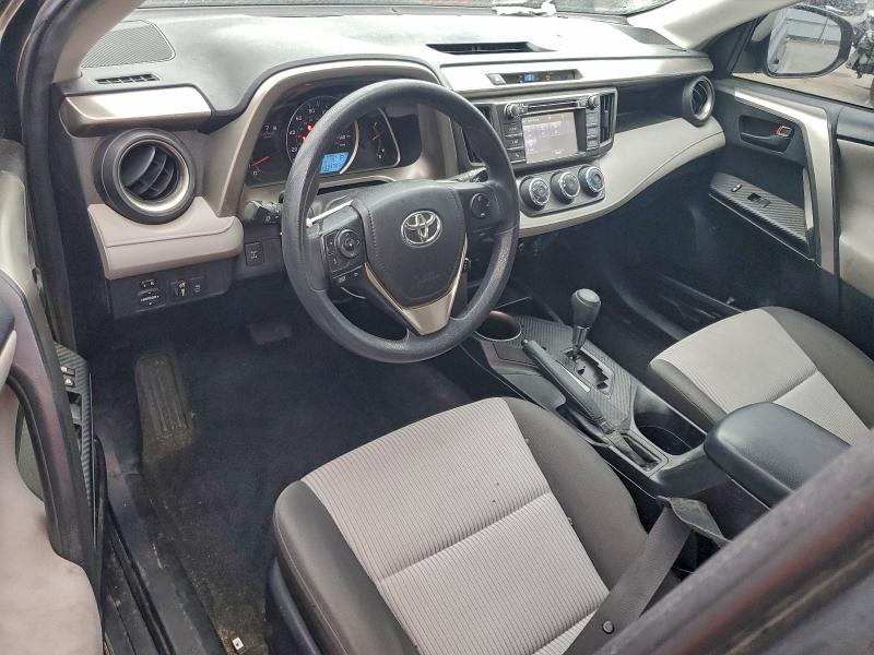 Photo 8 from auction – 2015 TOYOTA RAV4 LE with VIN JTMBFREV6FJ029618