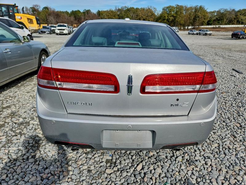 Photo 6 from auction – 2010 LINCOLN MKZ with VIN 3LNHL2GC3AR623602