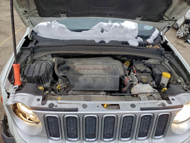 Photo 12 from auction – 2015 JEEP RENEGADE L with VIN ZACCJBDT9FPB40982