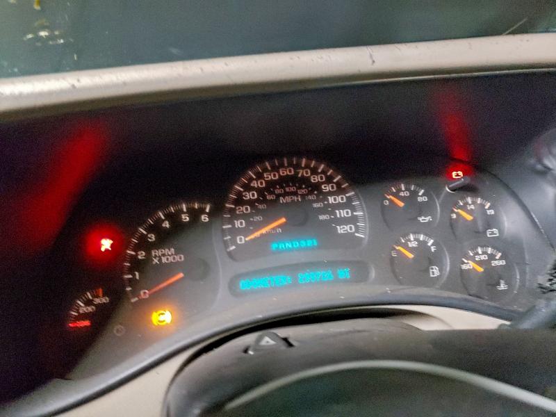 Photo 9 from auction – 2003 CHEVROLET SILVERADO with VIN 1GCEK19T93E330195