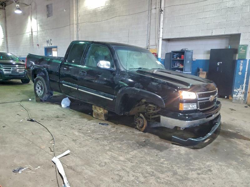 Photo 4 from auction – 2006 CHEVROLET SILVERADO with VIN 2GCEC19ZX61344436