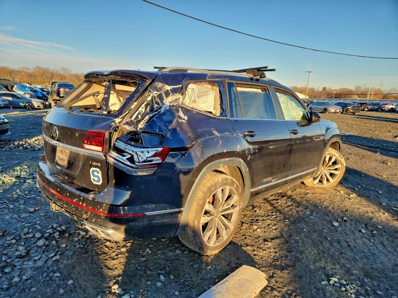 Photo 3 from auction – 2021 VOLKSWAGEN ATLAS SEL with VIN 1V2SR2CA4MC582041