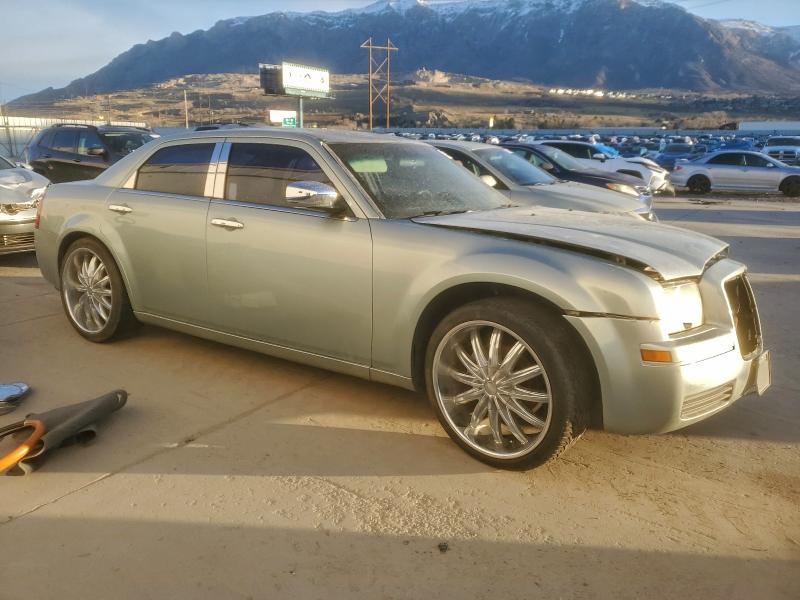 Photo 4 from auction – 2006 CHRYSLER 300 with VIN 2C3KA43R46H418271