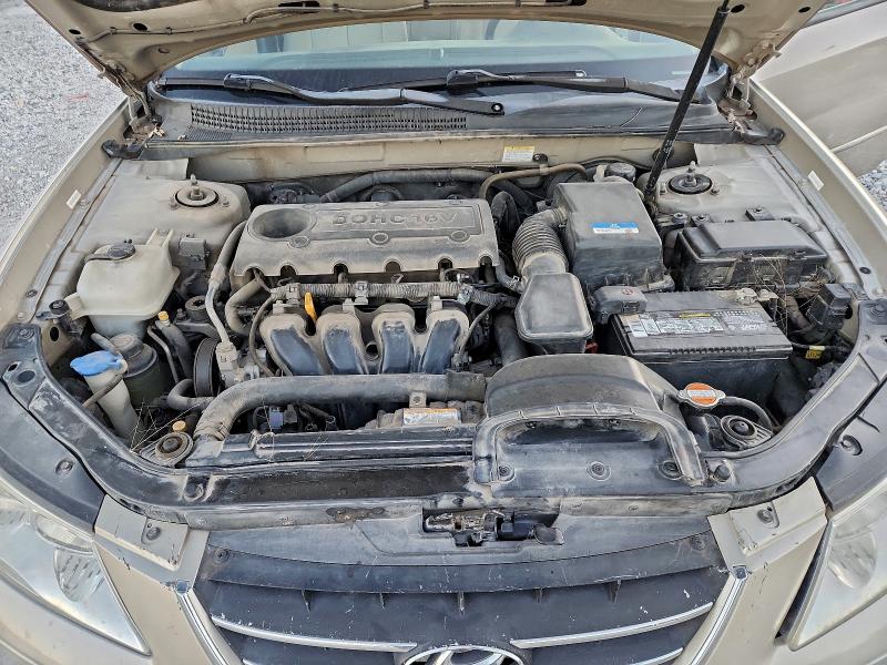 Photo 11 from auction – 2010 HYUNDAI SONATA with VIN 5NPET4AC4AH655750