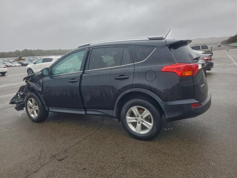 Photo 2 from auction – 2013 TOYOTA RAV4 XLE with VIN 2T3RFREV6DW111426