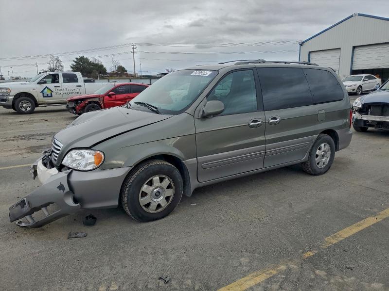KIA SEDONA EX 2003 with VIN KNDUP131336464652 - Photo from auction