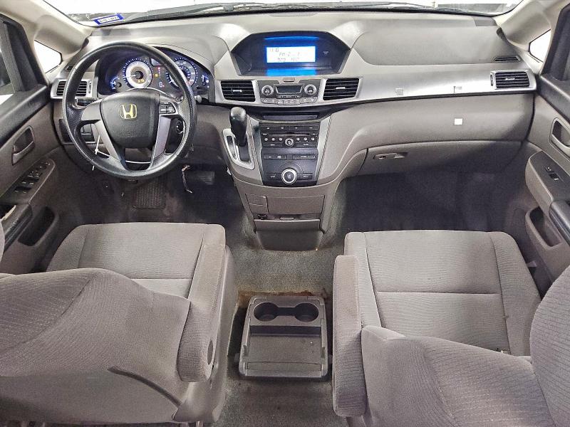 Photo 8 from auction – 2011 HONDA ODYSSEY LX with VIN 5FNRL5H22BB011149