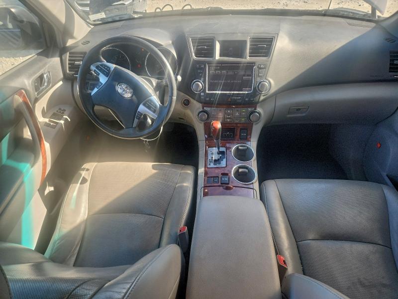 Photo 8 from auction – 2012 TOYOTA HIGHLANDER with VIN 5TDYK3EH2CS073644