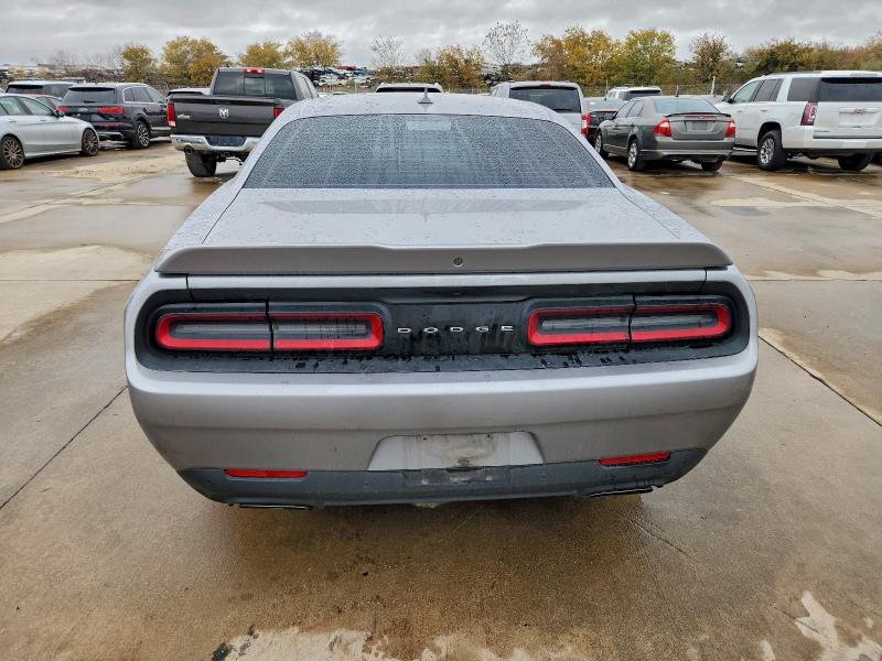Photo 6 from auction – 2015 DODGE CHALLENGER with VIN 2C3CDZBT1FH924503