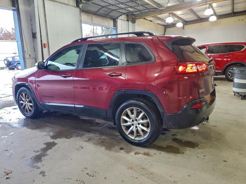 Photo 2 from auction – 2018 JEEP CHEROKEE L with VIN 1C4PJLCB4JD606213
