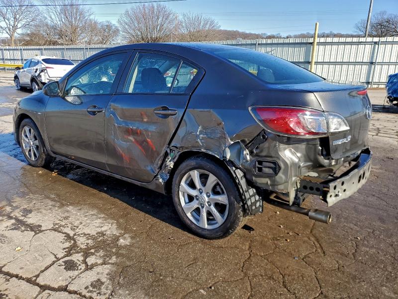 Photo 2 from auction – 2011 MAZDA 3 I with VIN JM1BL1VF7B1455234