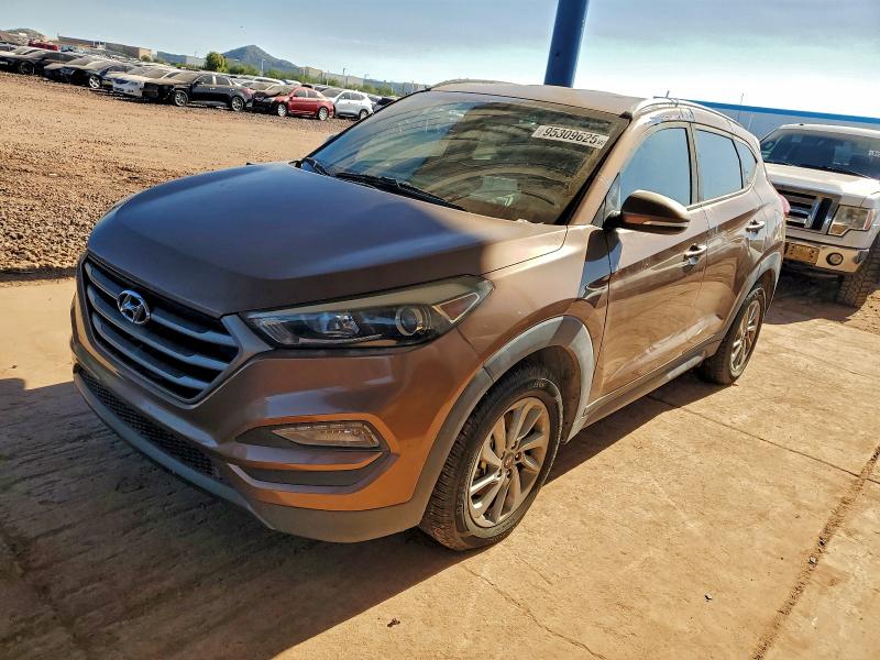 HYUNDAI TUCSON LIM 2016 with VIN KM8J33A20GU185954 - Photo from auction