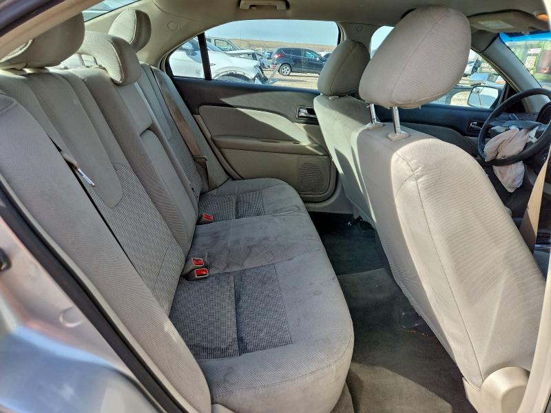 Photo 10 from auction – 2011 FORD FUSION S with VIN 3FAHP0GA7BR337142