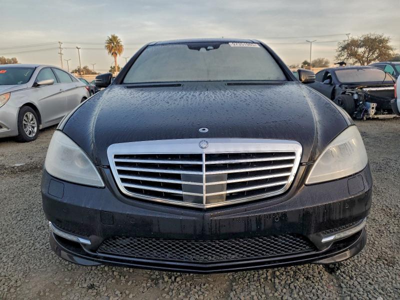 Photo 5 from auction – 2012 MERCEDES-BENZ S550 with VIN WDDNG7DB8CA426626
