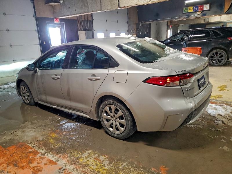 Photo 2 from auction – 2022 TOYOTA COROLLA LE with VIN 5YFEPMAE7NP312154
