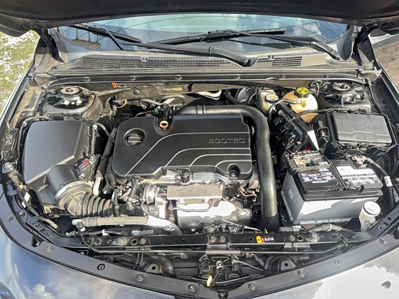 Photo 7 from auction – 2020 CHEVROLET MALIBU LT with VIN 1G1ZD5ST3LF065161