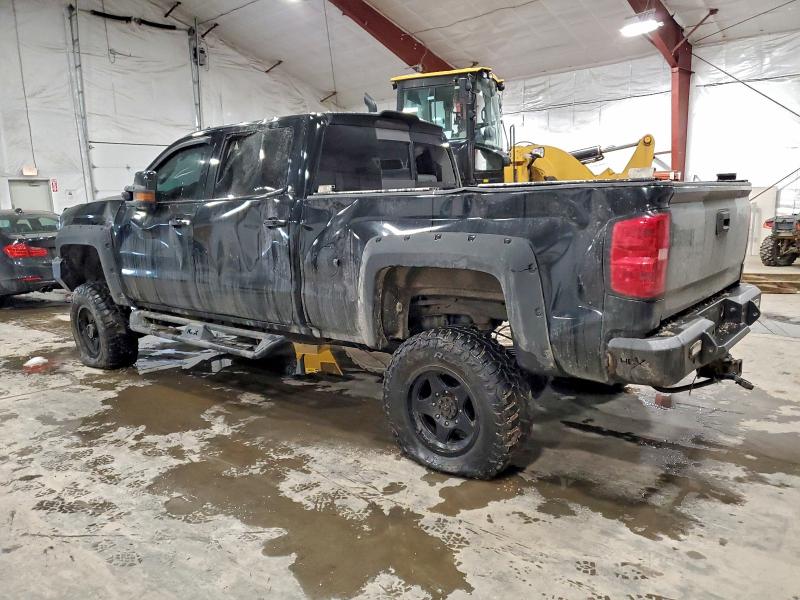 Photo 2 from auction – 2017 CHEVROLET SILVERADO with VIN 1GC1KWEY8HF124090