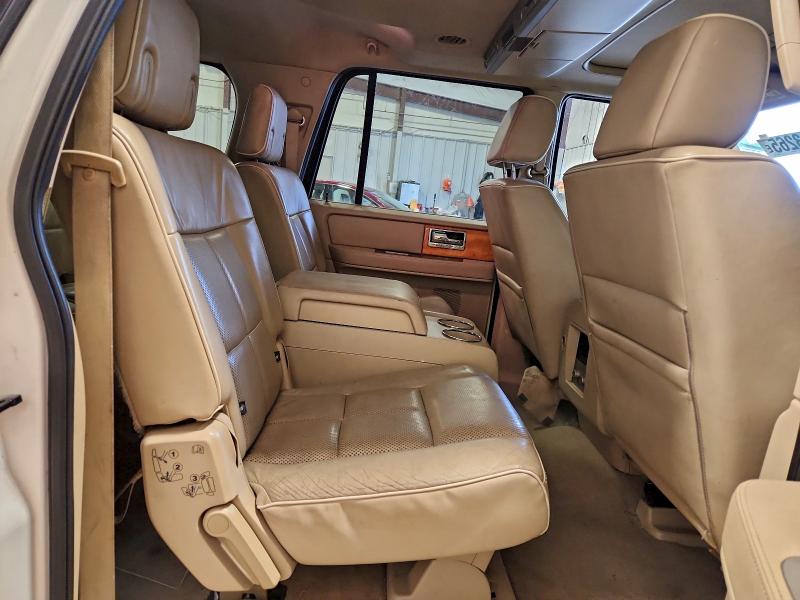 Zdjęcie 10 z aukcji – 2008 LINCOLN NAVIGATOR z VIN 5LMFL28588LJ12237