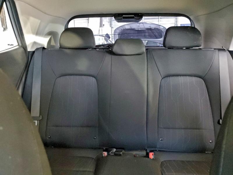 Photo 10 from auction – 2021 HYUNDAI VENUE with VIN KMHRB8A38MU090680