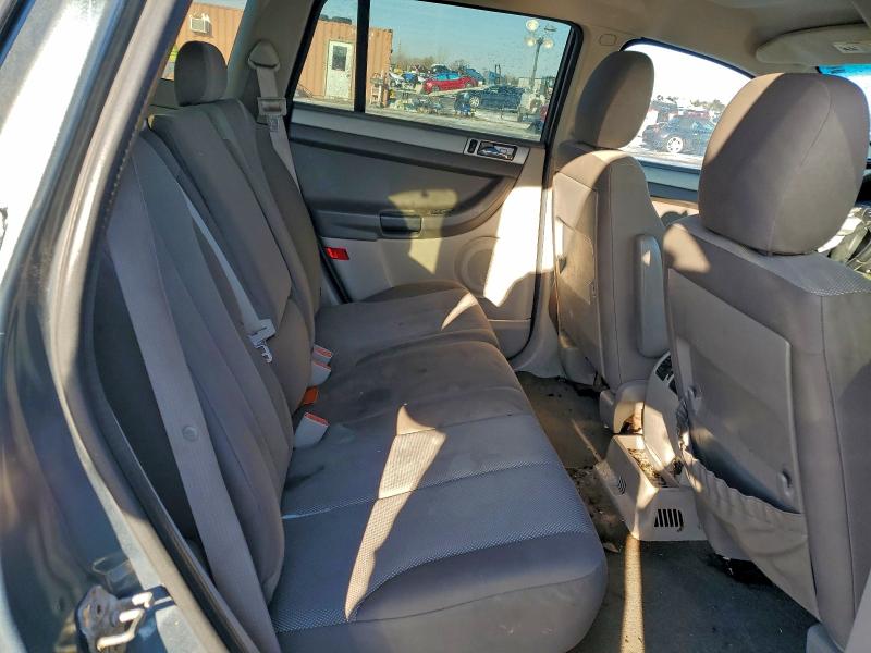 Photo 10 from auction – 2005 CHRYSLER PACIFICA with VIN 2C4GM48LX5R563935