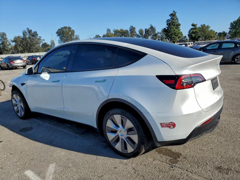 Photo 2 from auction – 2024 TESLA MODEL Y with VIN 7SAYGDEE5RA260337