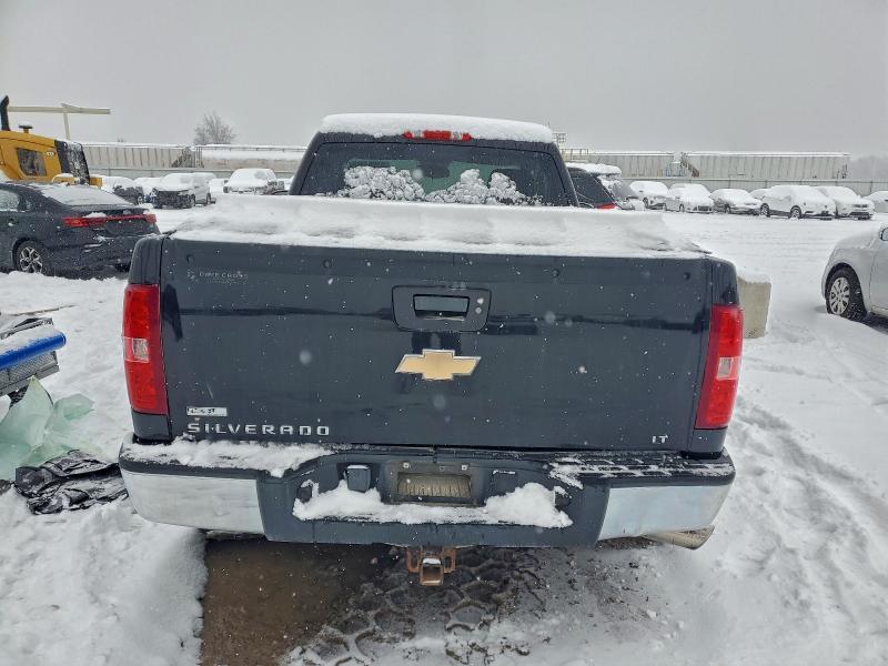 Photo 6 from auction – 2011 CHEVROLET SILVERADO with VIN 1GCNKSE03BZ284498