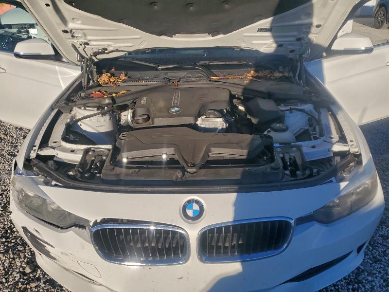 Photo 11 from auction – 2015 BMW 320 with VIN WBA3B1C59FK140479