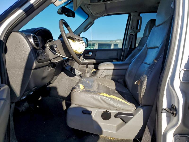 Photo 7 from auction – 2003 FORD EXPEDITION with VIN 1FMEU15L93LA29725