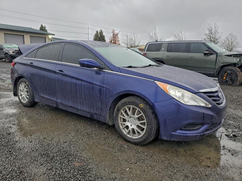 Photo 4 from auction – 2013 HYUNDAI SONATA GLS with VIN 5NPEB4ACXDH532073