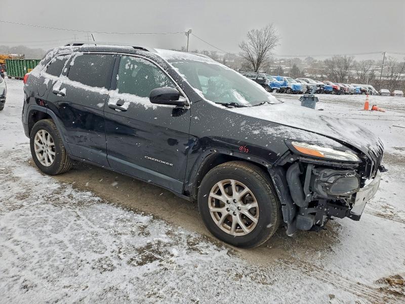 Photo 4 from auction – 2015 JEEP CHEROKEE with VIN 1C4PJMCS0FW750097
