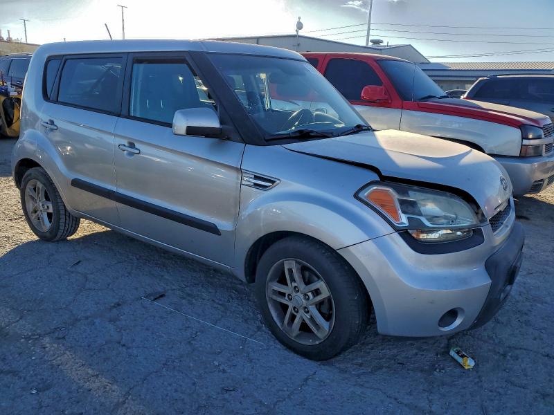 Zdjęcie 4 z aukcji – 2011 KIA SOUL z VIN KNDJT2A22B7711426