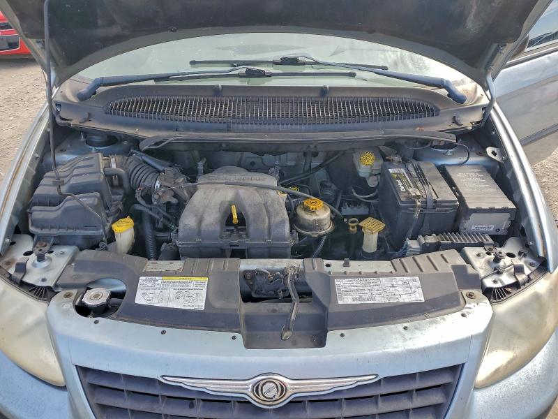Photo 12 from auction – 2002 CHRYSLER VOYAGER with VIN 1C4GJ25B72B738175