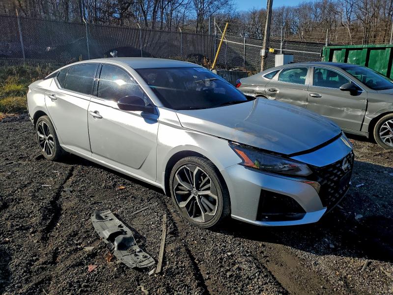 Photo 4 from auction – 2023 NISSAN ALTIMA with VIN 1N4BL4CW5PN411923