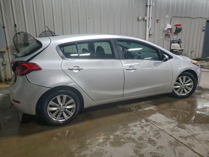 Photo 3 from auction – 2014 KIA FORTE EX with VIN KNAFX5A84E5186673