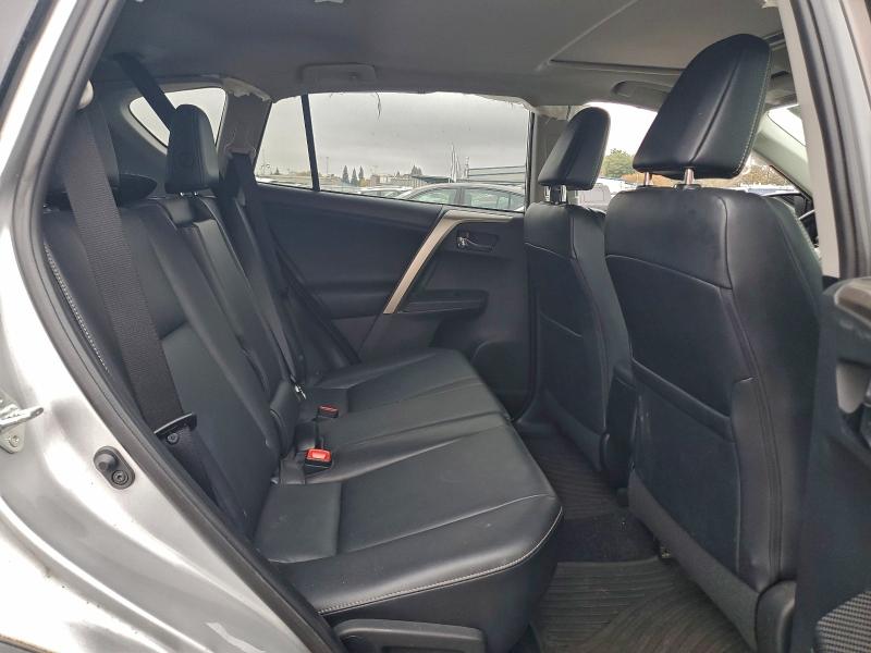 Photo 11 from auction – 2014 TOYOTA RAV4 LIMIT with VIN 2T3DFREV3EW164970
