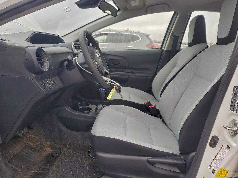 Photo 7 from auction – 2018 TOYOTA PRIUS C with VIN JTDKDTB33J1619726